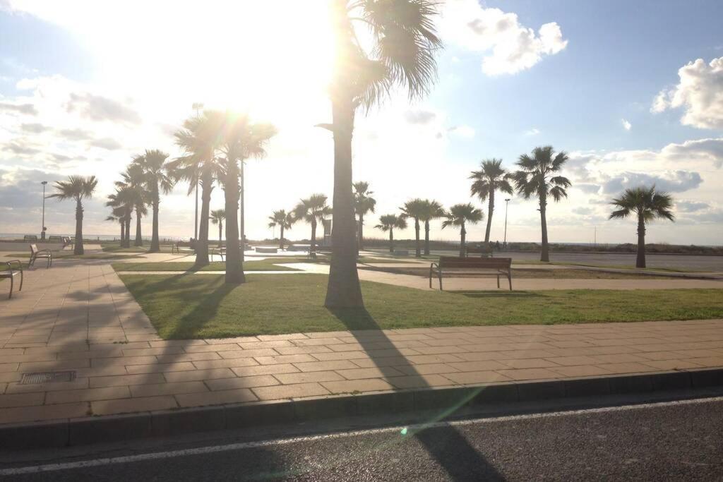 Precioso Y Pequeno Loft Centro De Conil Appartement *